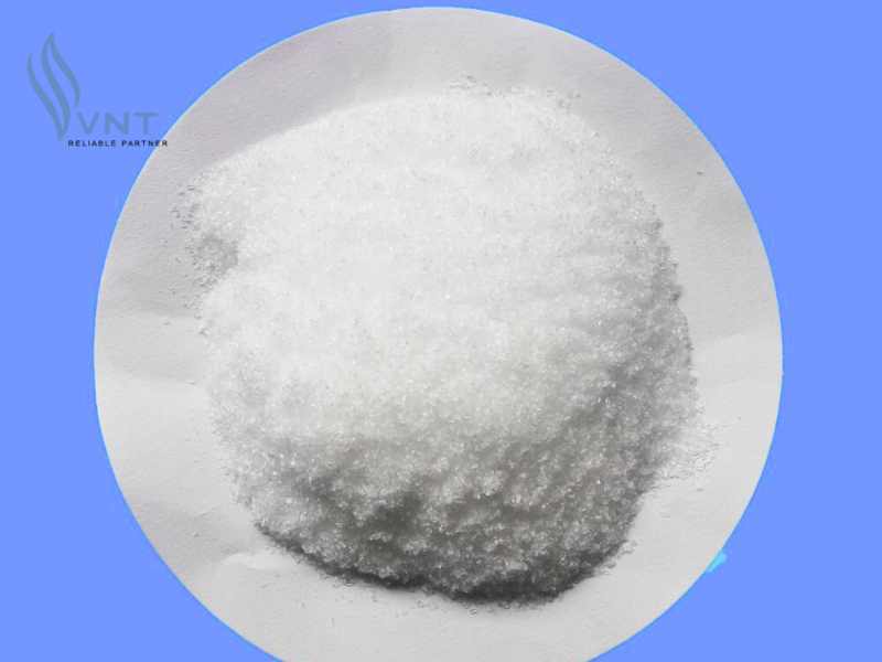 Kali cacbonat là bột màu trắng dễ hút ẩm